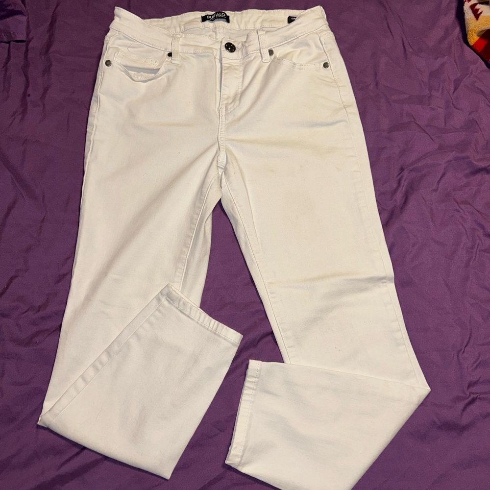 Buffalo David Bitton white mid rise, capri